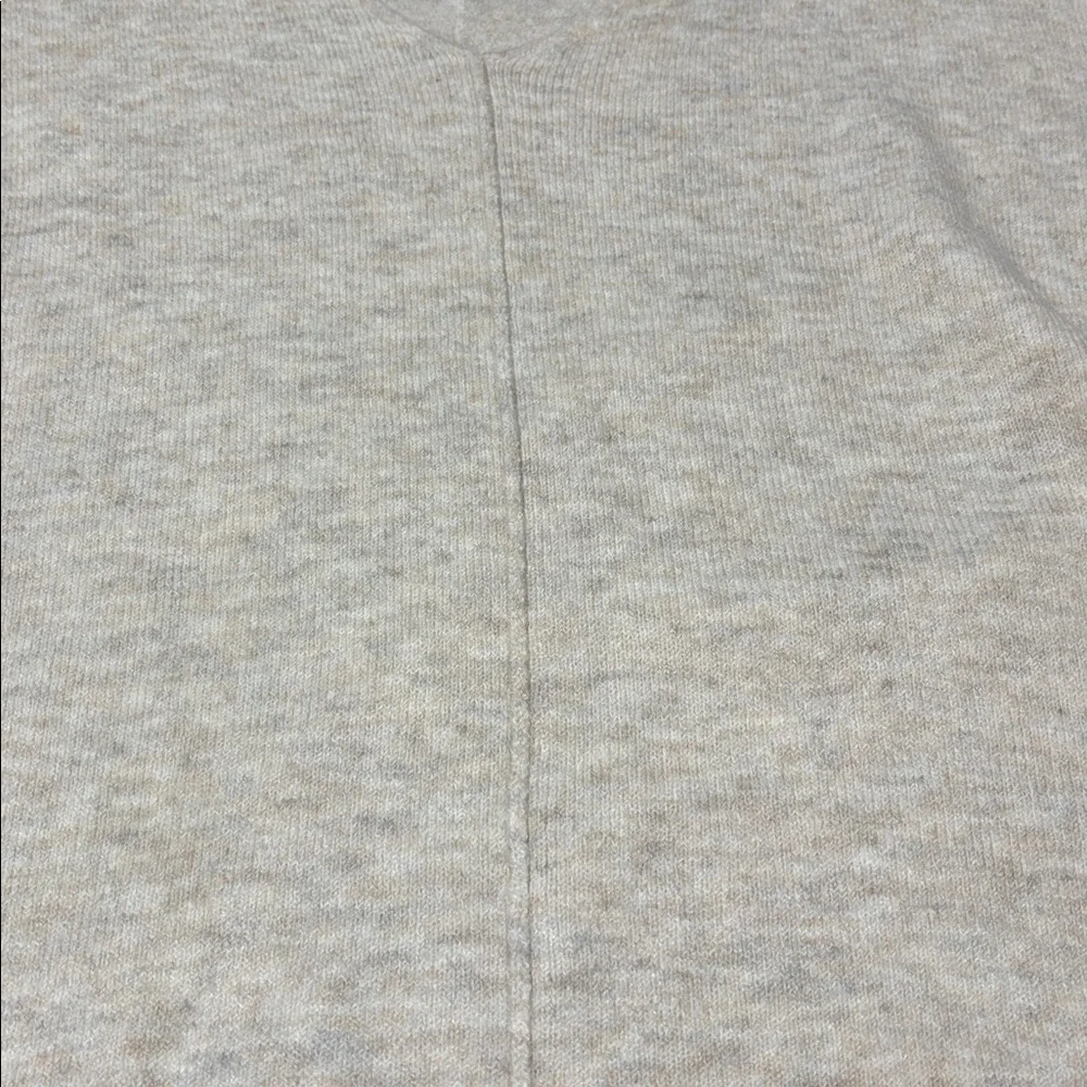 Vince Camuto Beige V-Neck Women's Sweater - Picture 4 of 5